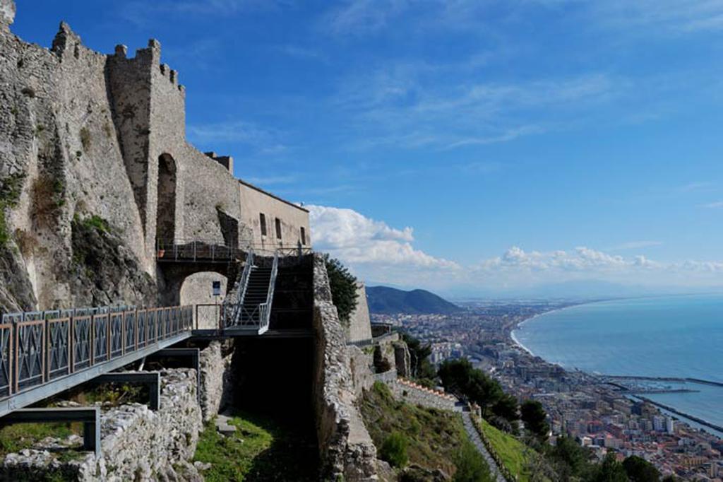 Salerno Prestige Apartment Luaran gambar